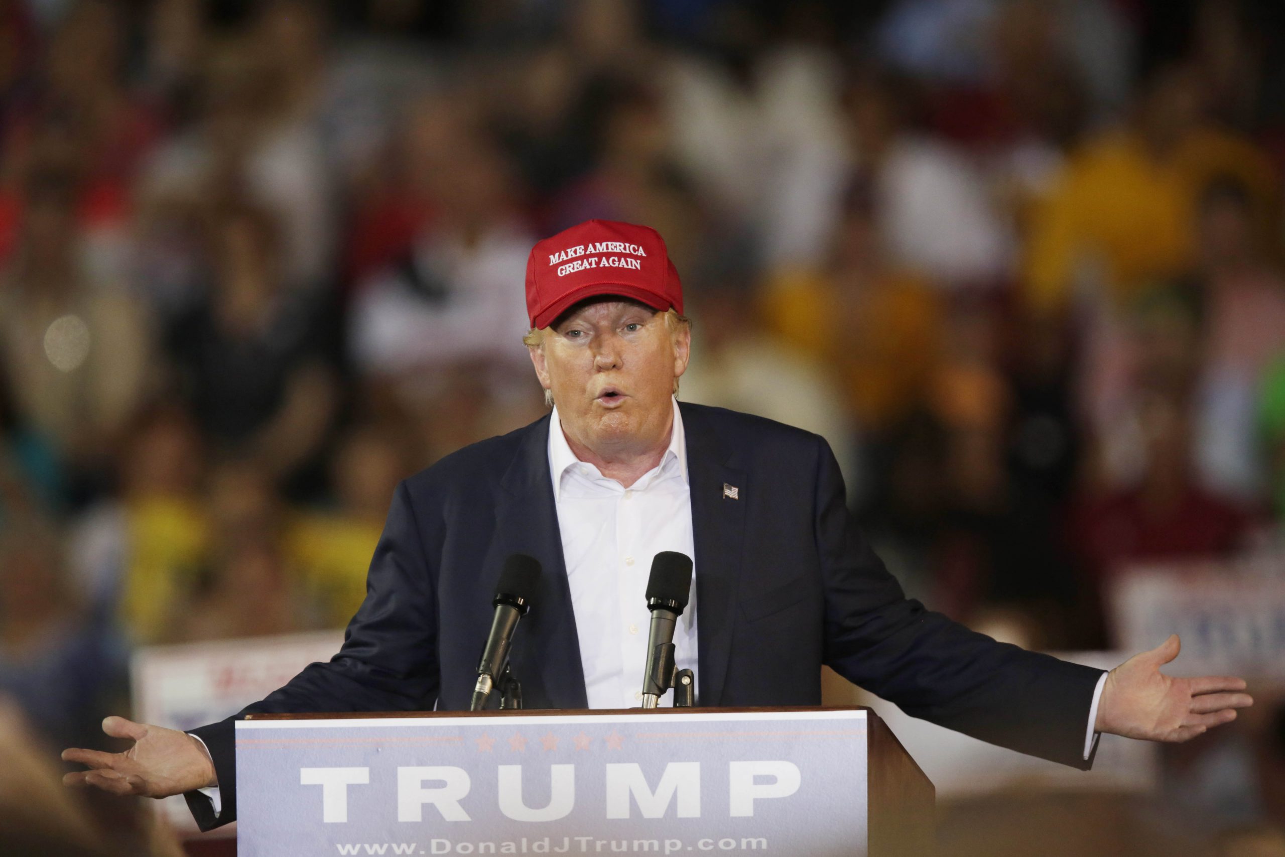 Trump open to big campaign donors