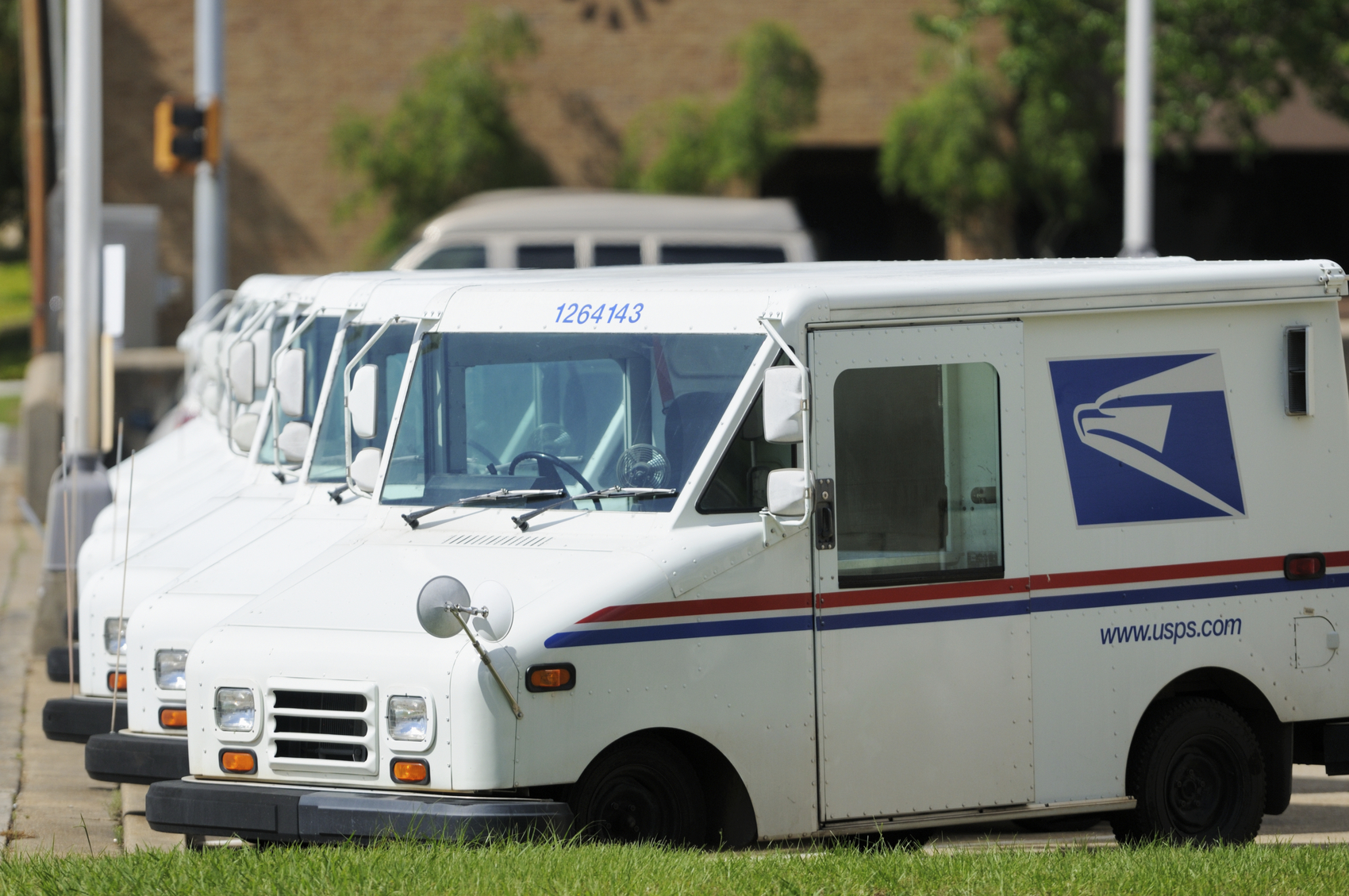 Congress timid on postal reform