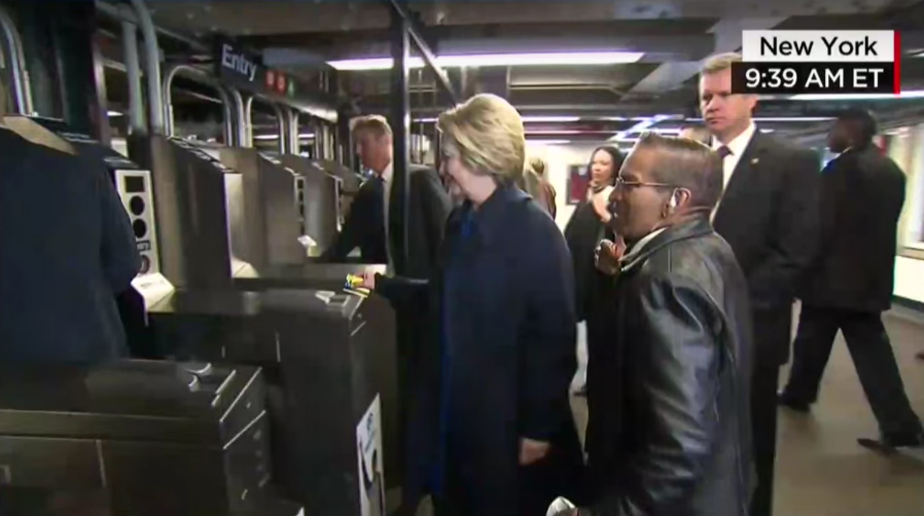 Hillary Clinton Struggles With NYC Subway Card