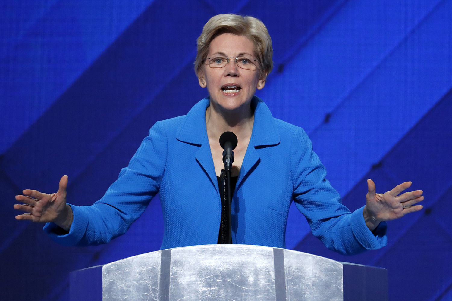 Warren: Apple case shows companies are ‘running out of places to hide’