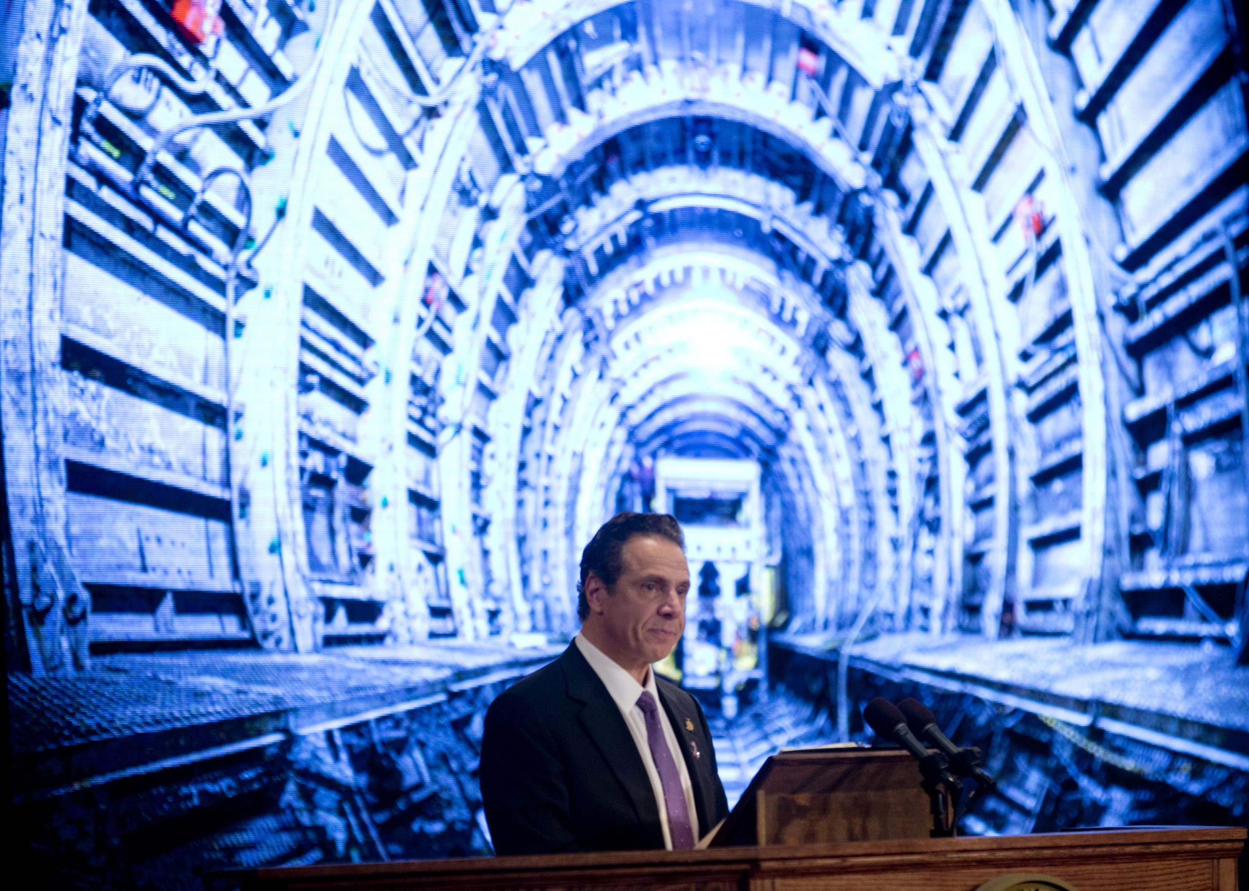 Cuomo pledges New York will be coal-free by 2020