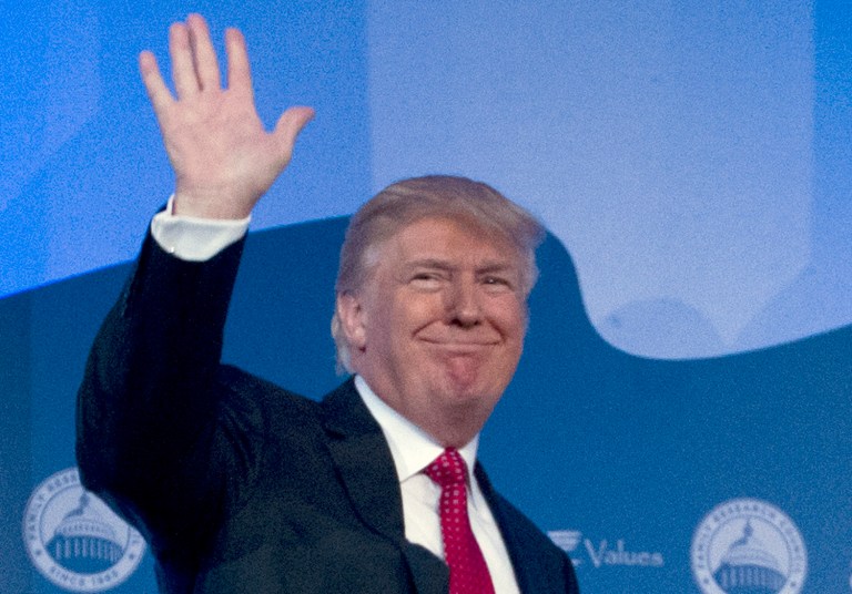 Donald Trump leads Clinton 39 percent to 24 percent in a five-way race that includes Libertarian nominee Gary Johnson, independent candidate and Utah native Evan McMullin and Green Party nominee Jill Stein. (AP Photo/Jose Luis Magana)