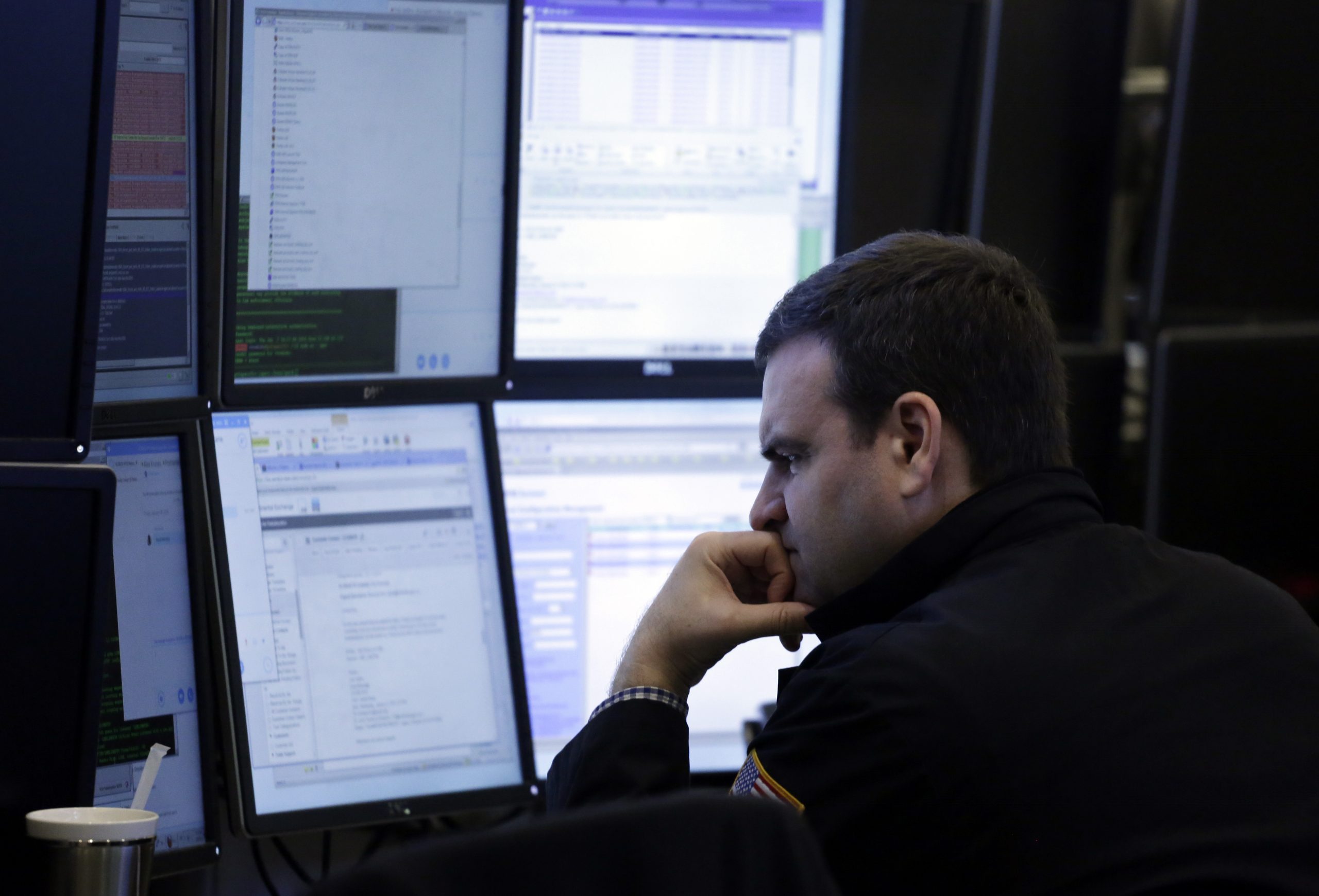 U.S. stocks suffer biggest one-week drop since 2011
