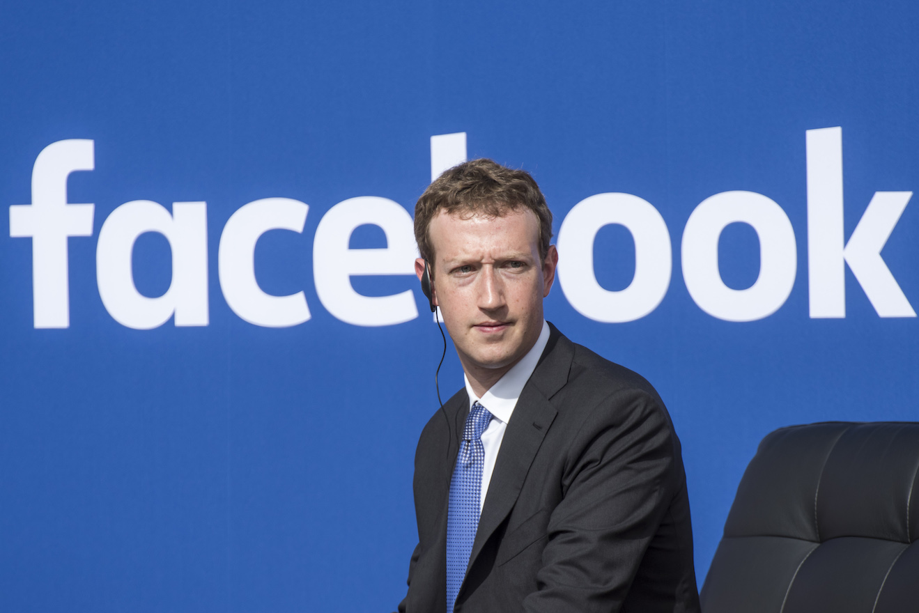 Afternoon Links: The Panelization of News, Mark Zuckerberg is Sorry, and a Promotions Diet