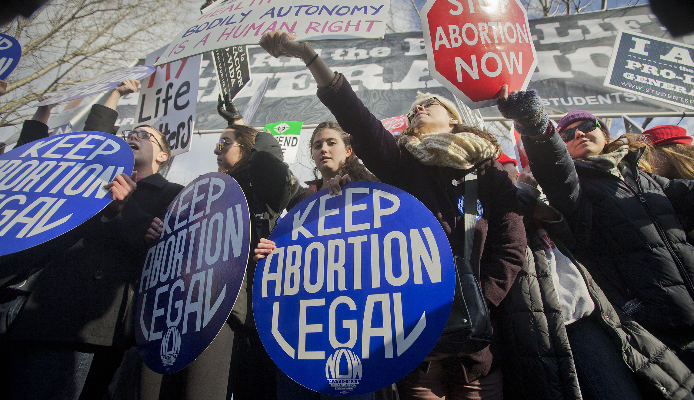 Judge rules teen in US illegally must be allowed to obtain an abortion