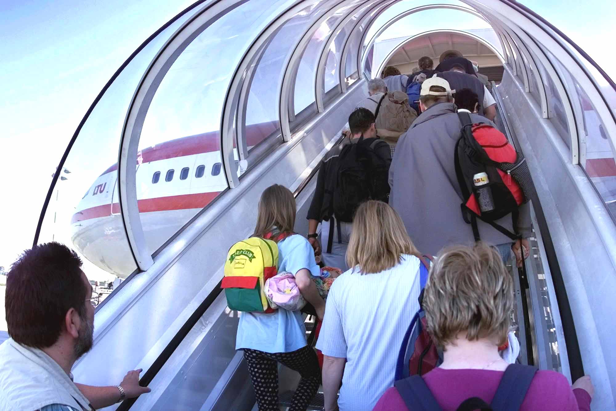Toronto school board stops booking trips to US over Trump travel ban