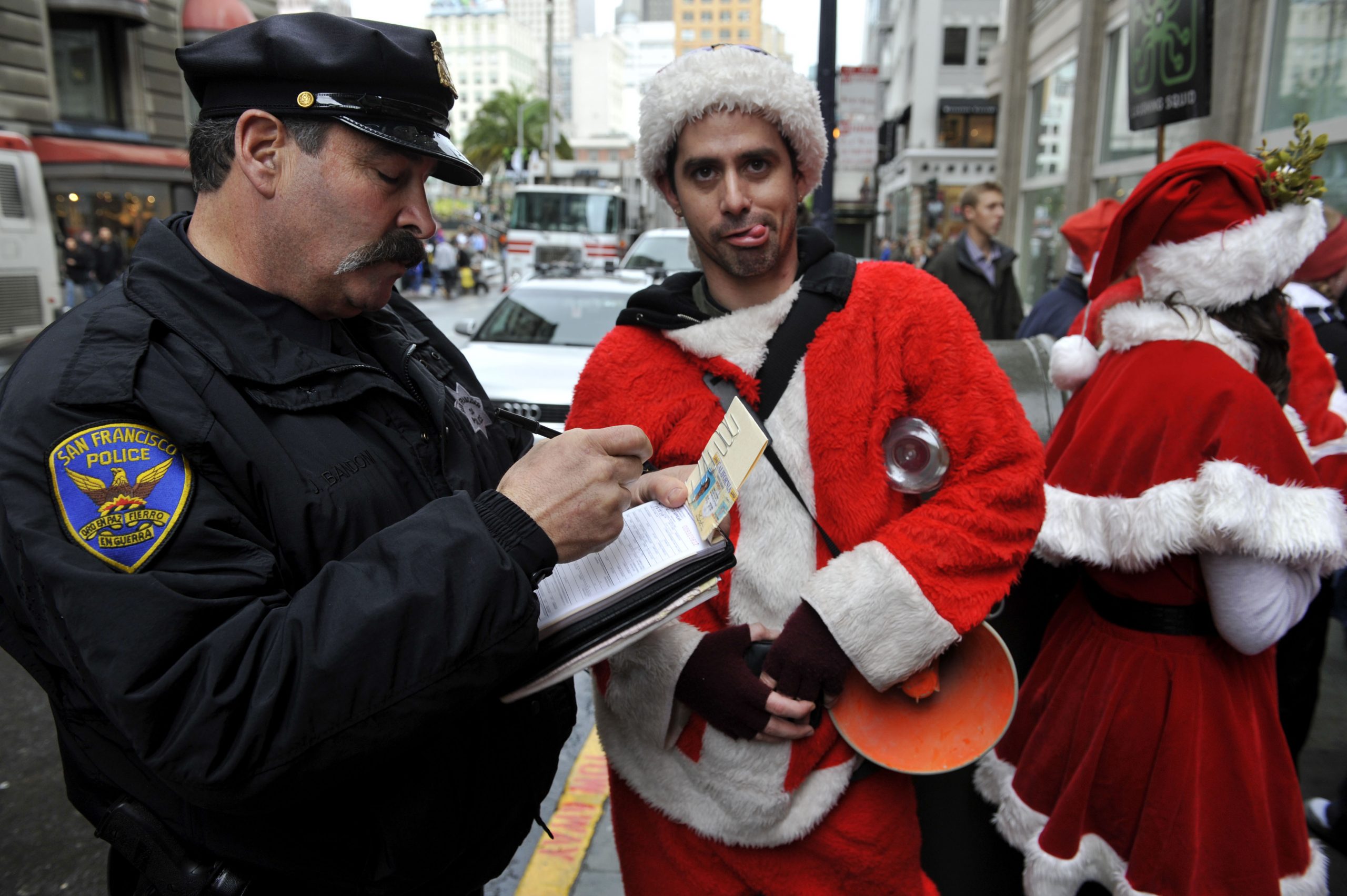 NYC’s SantaCon pub crawl canceled over coronavirus concerns