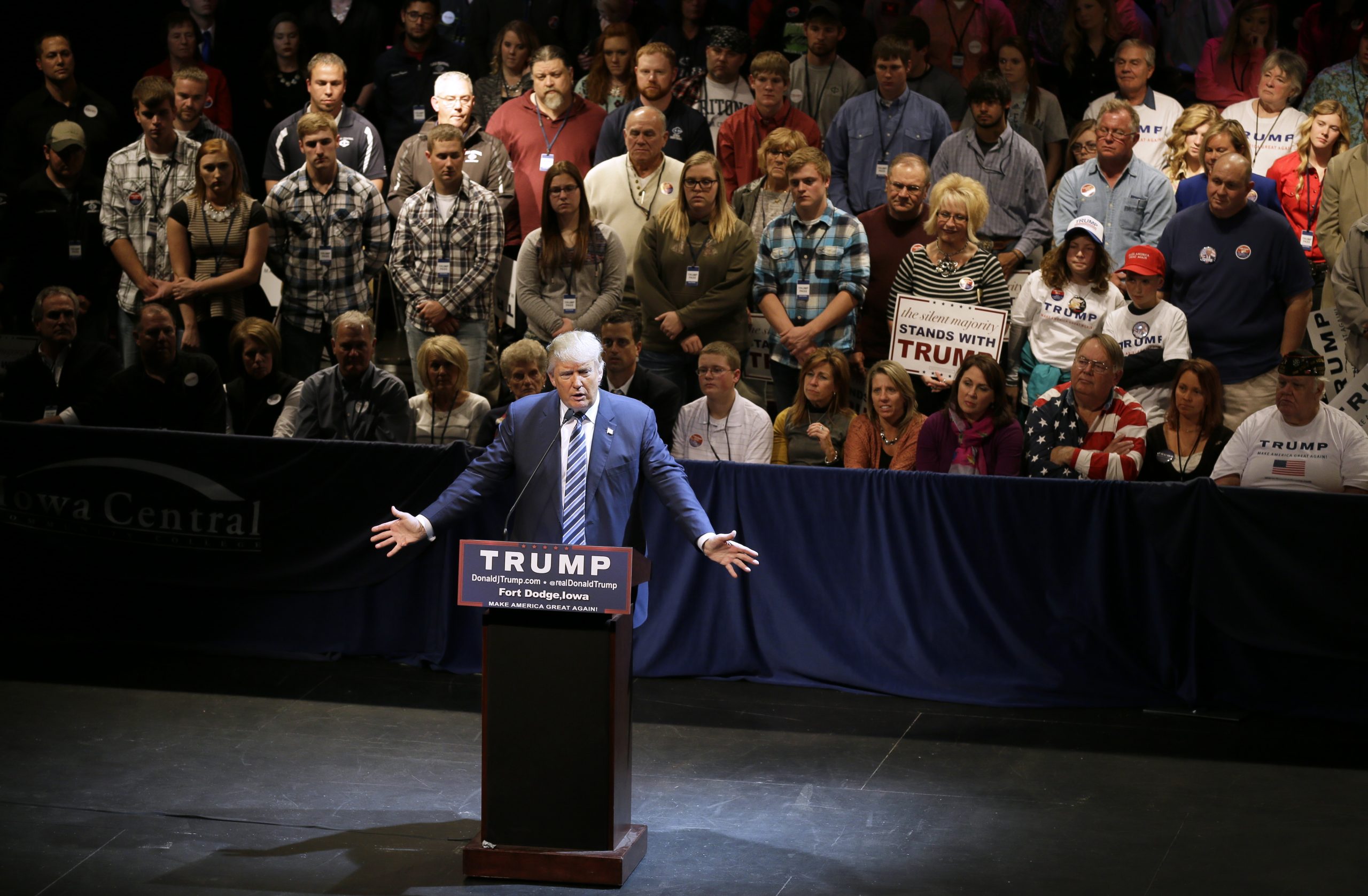 Trump campaign to beef up rally security with bomb dogs, undercover officers