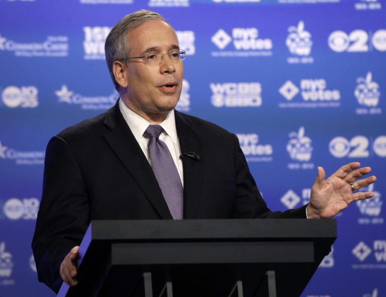 New York City's pension funds ended the latest fiscal year with a record-high value of $160.5 billion, City Comptroller Scott Stringer said Monday. (AP Photo/Frank Franklin II, Pool)