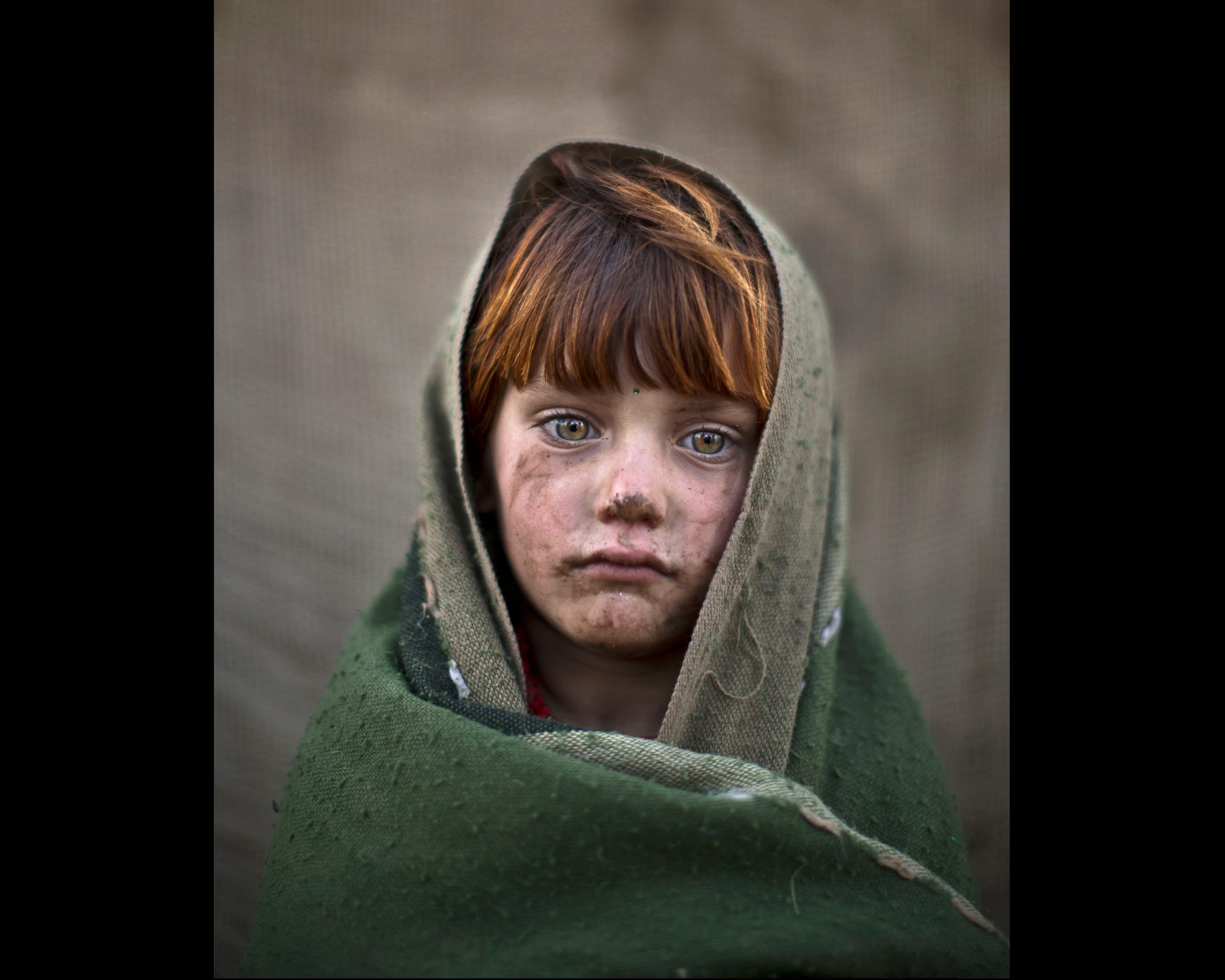 AP PHOTOS: Afghan children toil in Pakistan