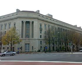 Top DOJ Nominee Dawn Johnsen Withdraws