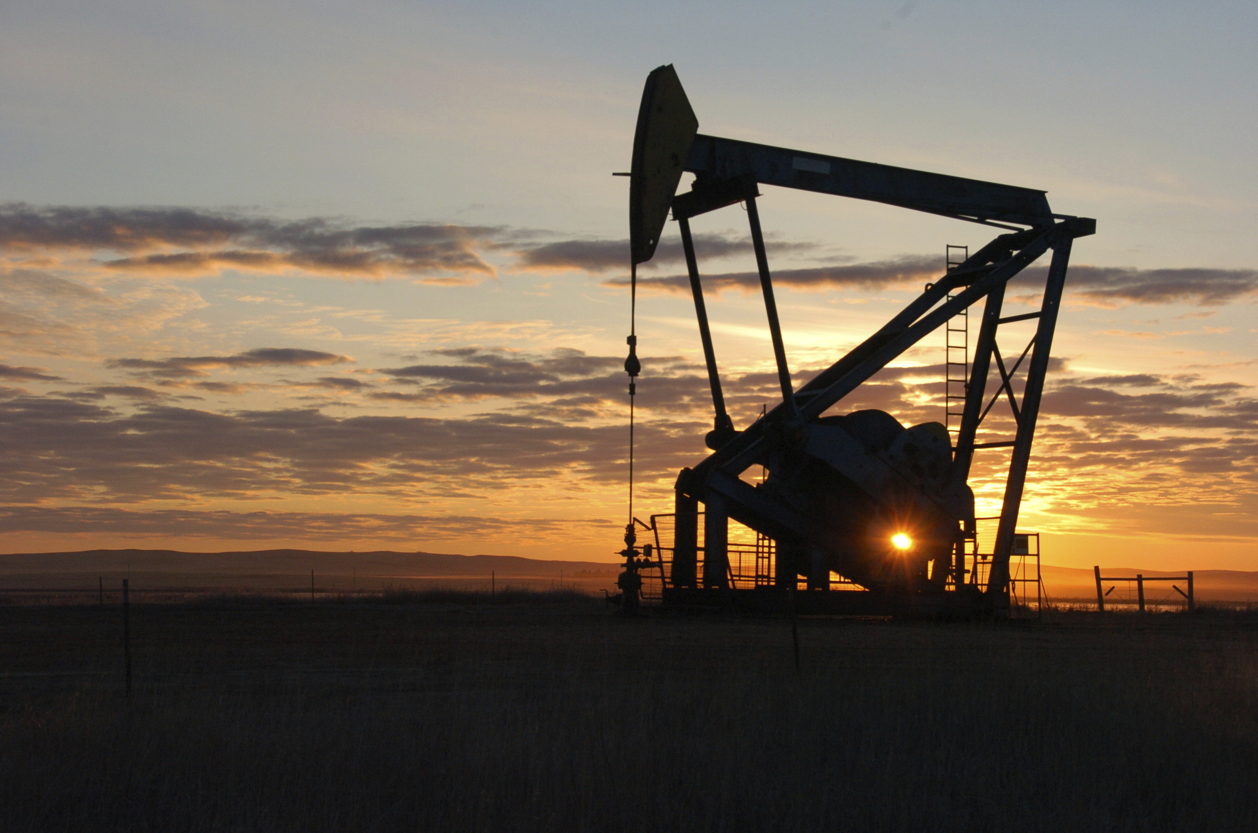 Allowing crude oil exports will benefit Americans