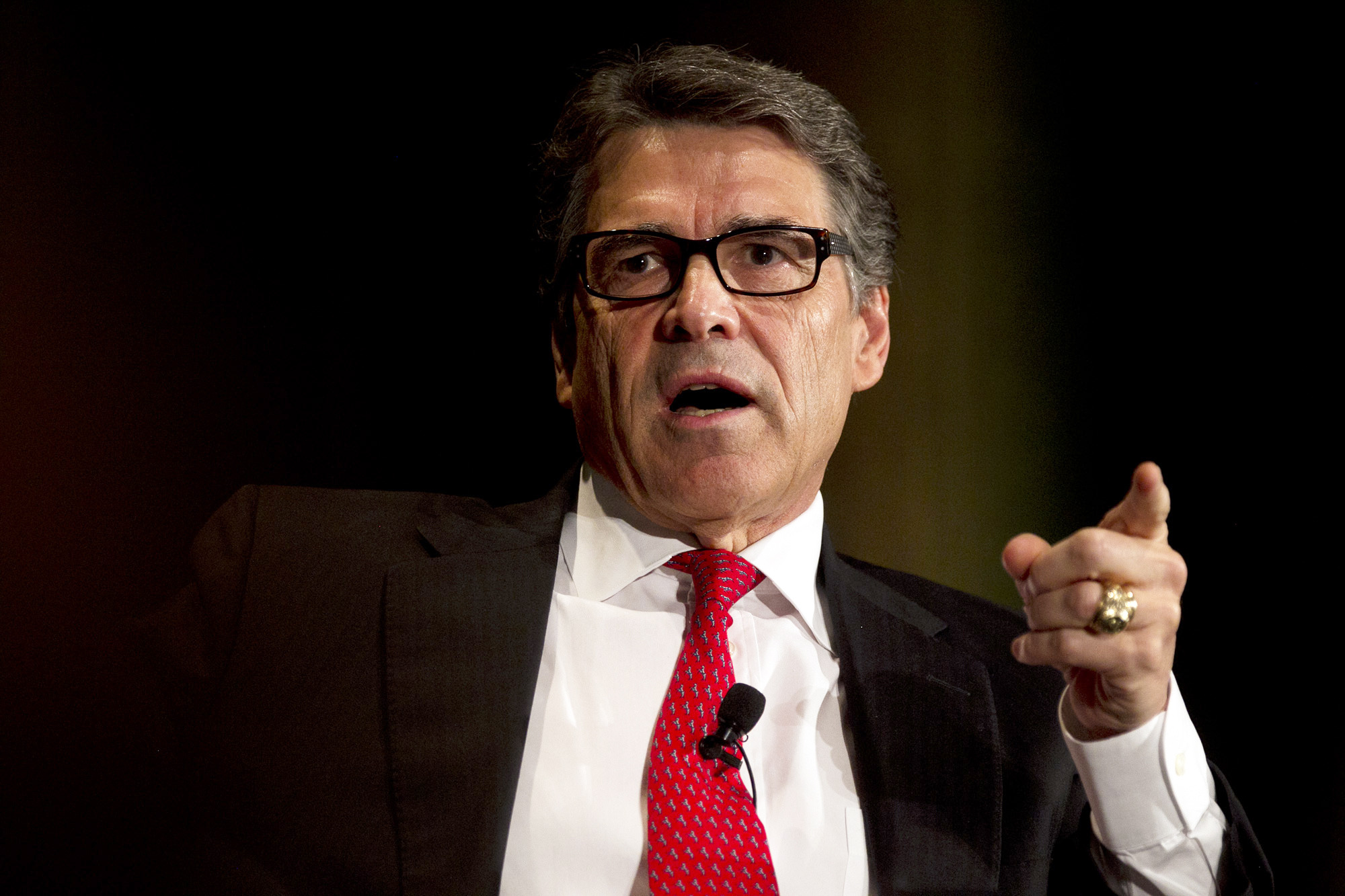 Rick Perry uses Joan Rivers’ death as support for anti-abortion law