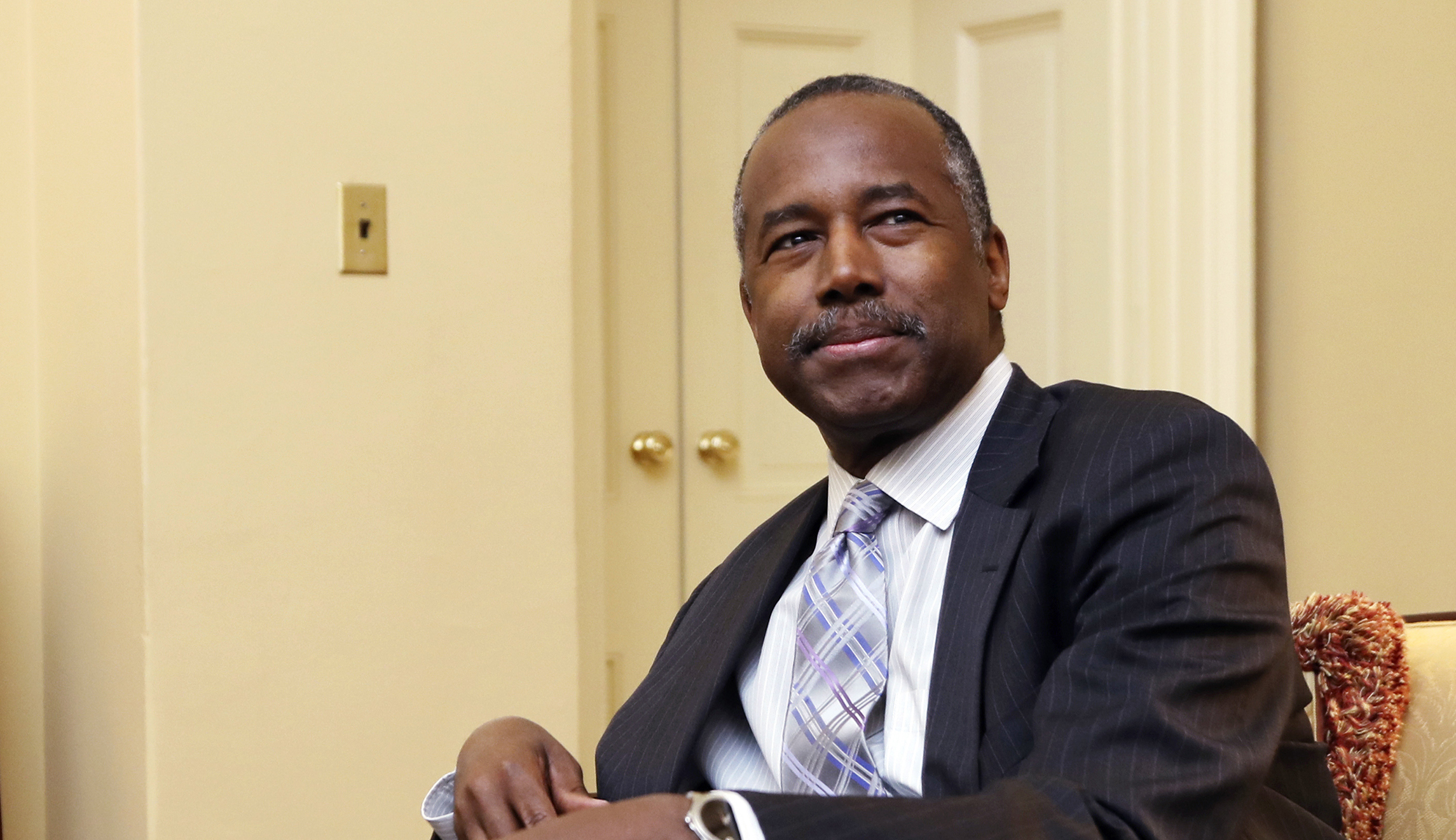 Ben Carson wants to cancel order for $31,000 dining set for his office