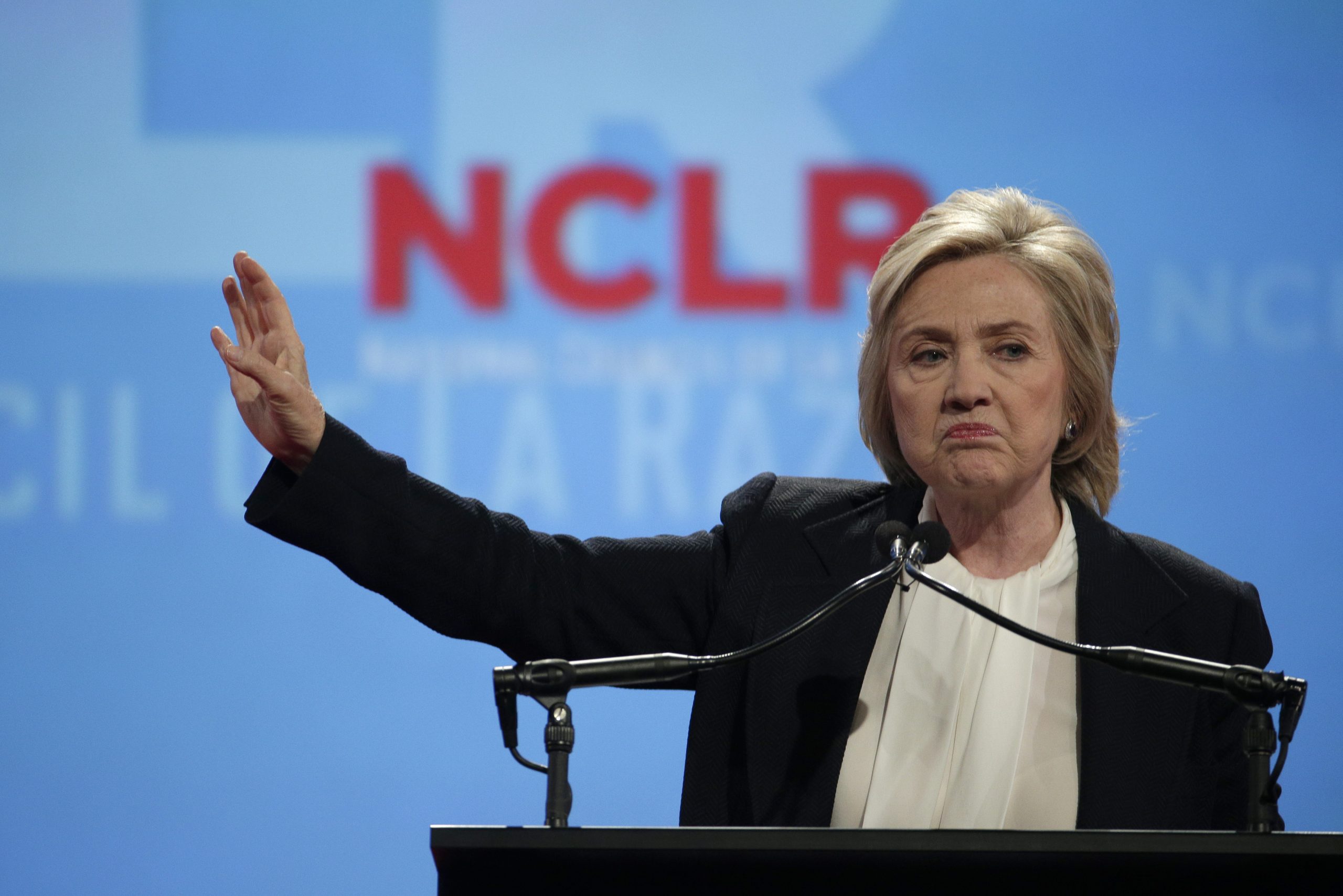 Clinton’s attorney got security clearance just before handling emails