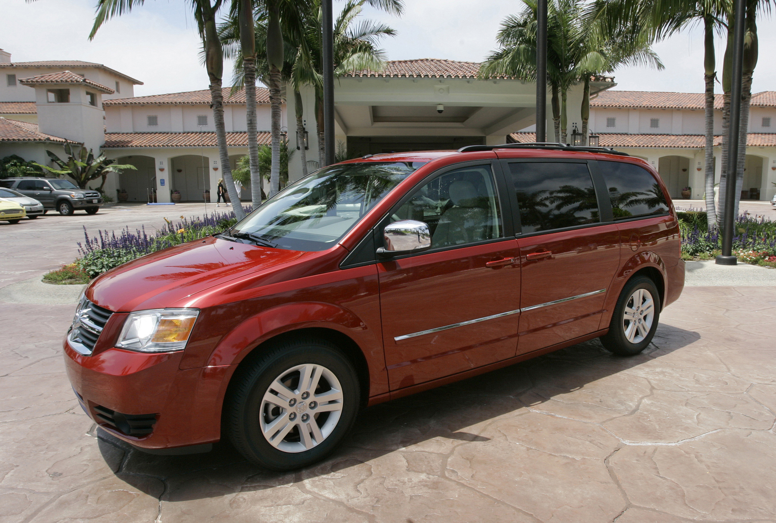 Feds add Chrysler to ignition, air bag probe
