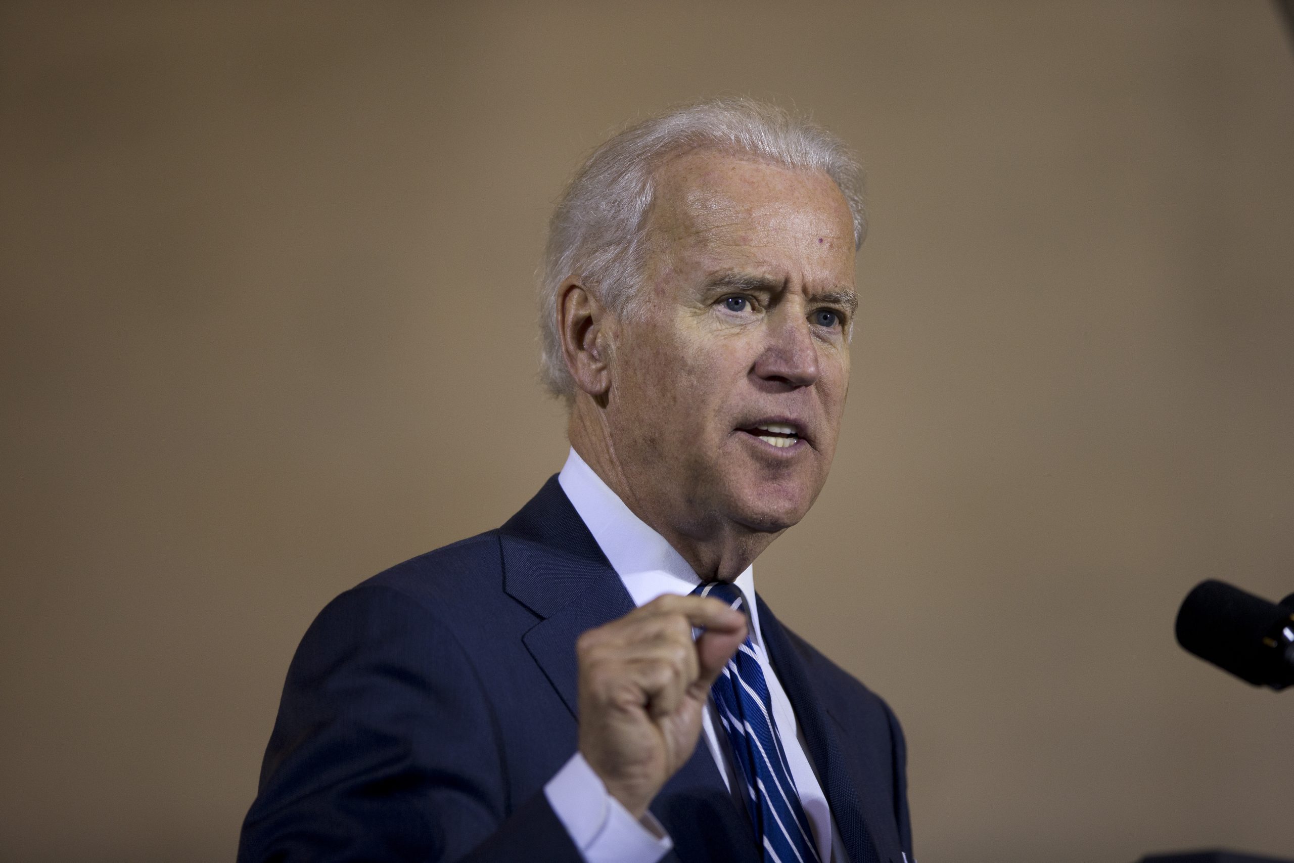 Biden takes fire after inflation increases again