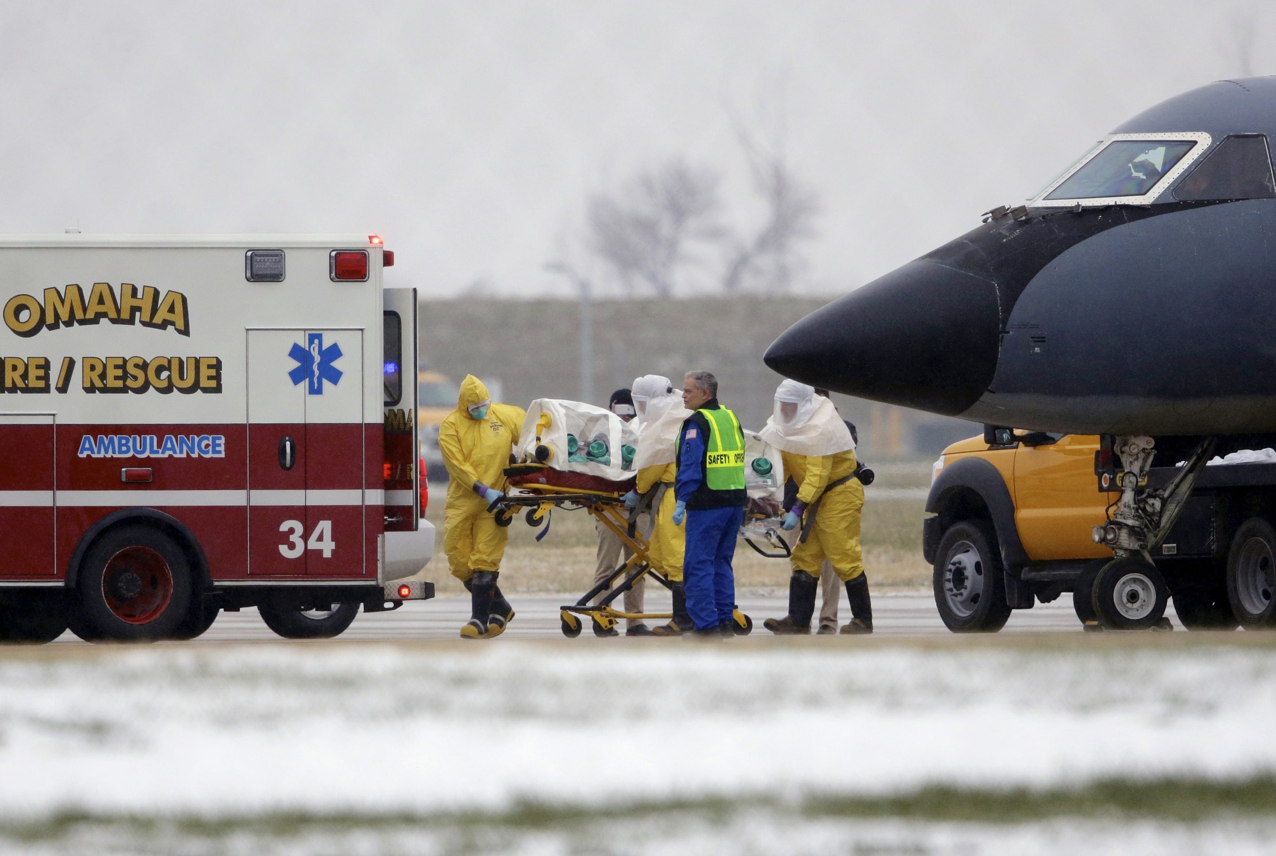 Nebraska hospital discharges five patients monitored for Ebola