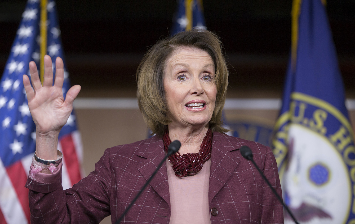 Pelosi unloads: Trump an ‘illusionist,’ Bannon a ‘white supremacist’