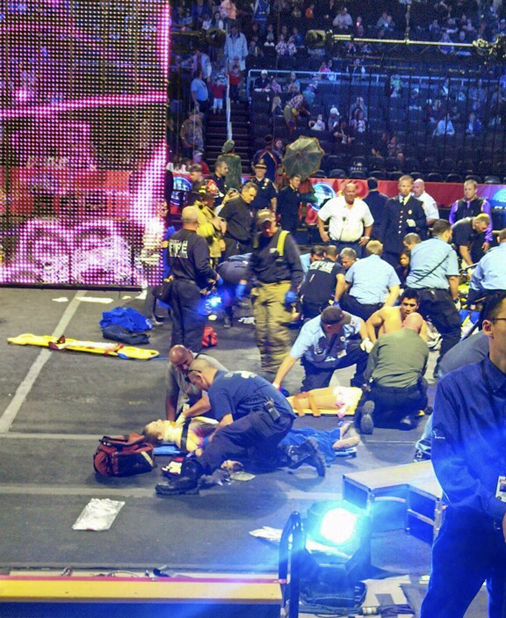 Injured hair-hanging circus acrobats hire law firm