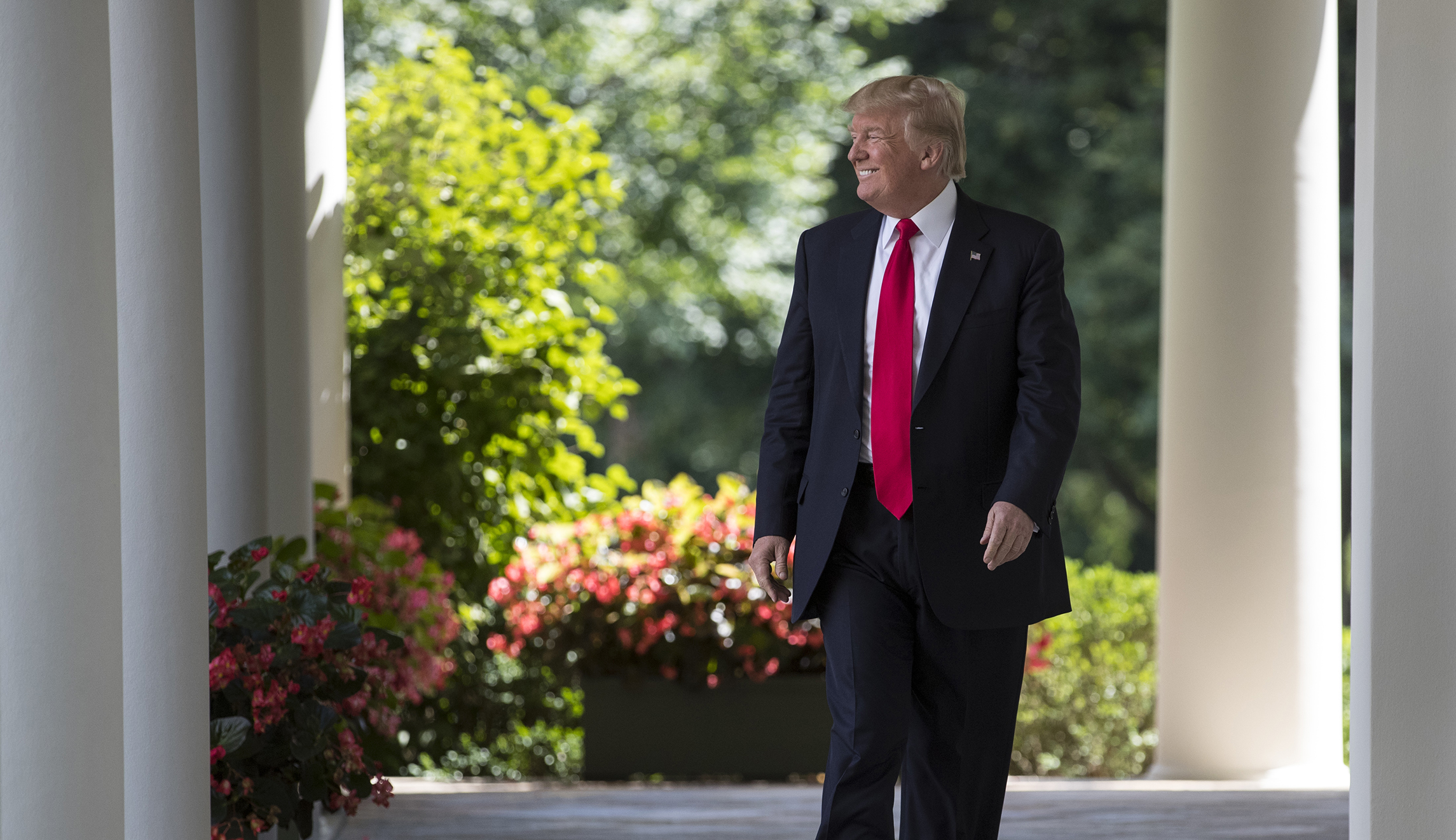 Trump dining with Sean Hannity and former Fox News executive Bill Shine: Report