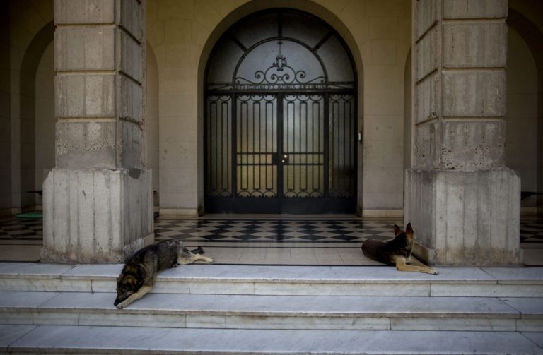 Survivors: Pope Francis saved many in dirty wars