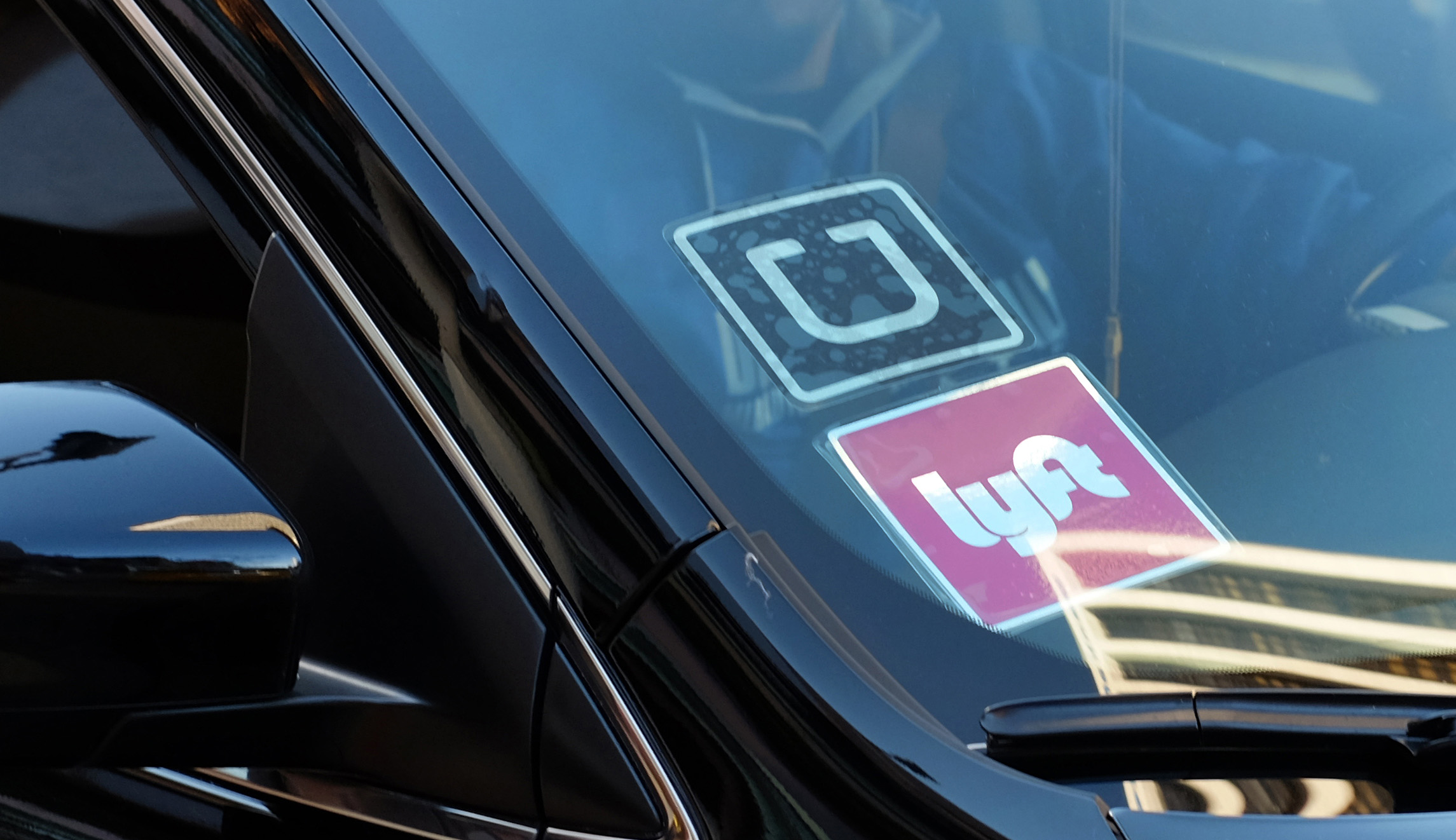 Biden proposes tighter independent contractor rules, denting Uber and Lyft stocks