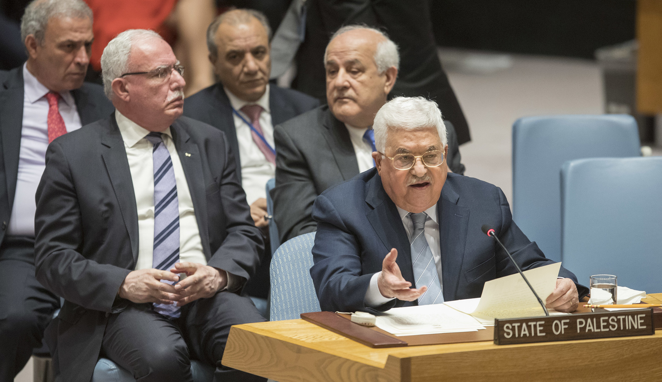 Mahmoud Abbas calls for peace conference to replace US as Israeli-Palestinian moderator