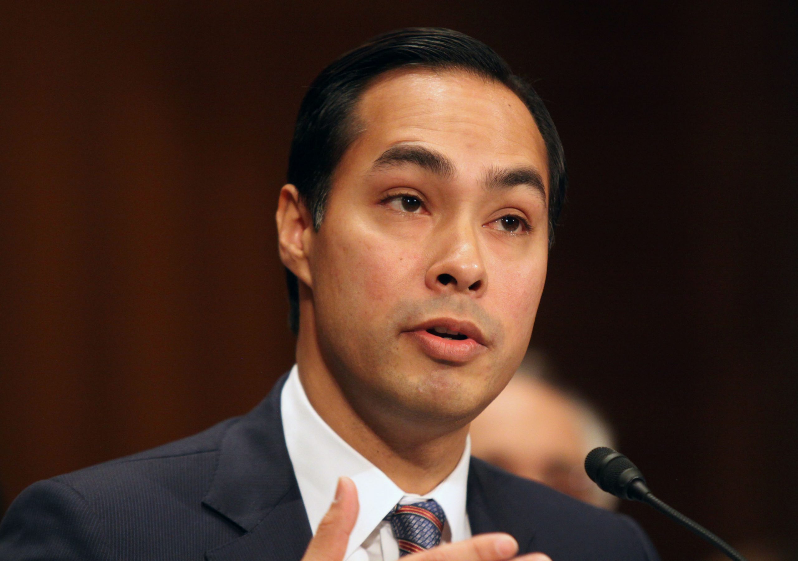 Senate OKs San Antonio mayor as housing secretary