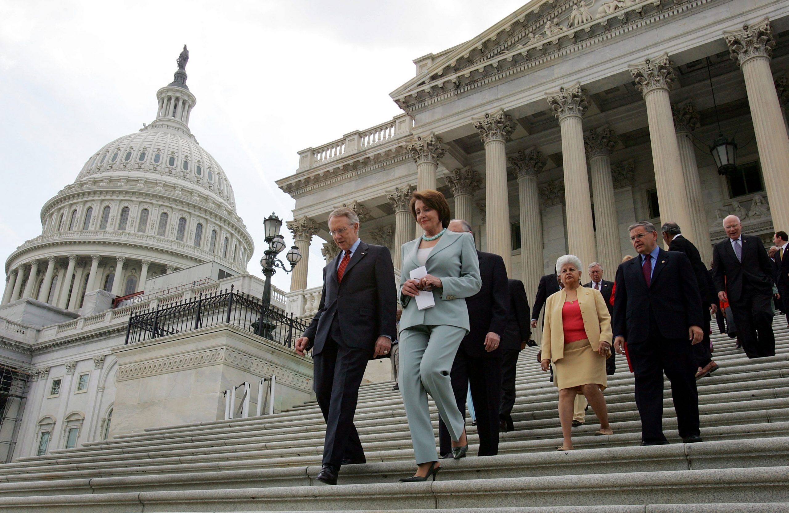 Reid, Pelosi hang on to power after Dems’ drubbing