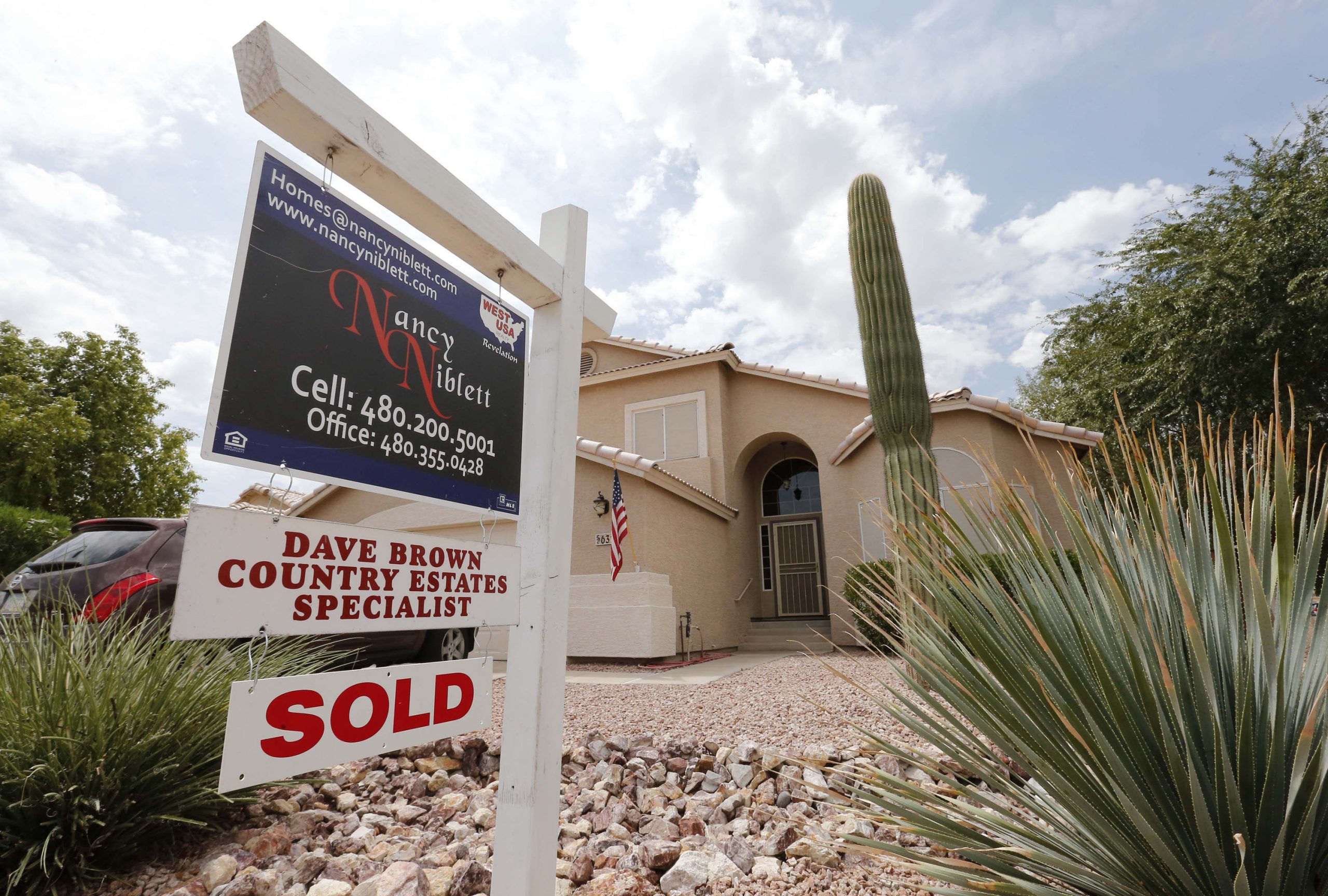 Average US 30-year mortgage rate at 4.23 pct.