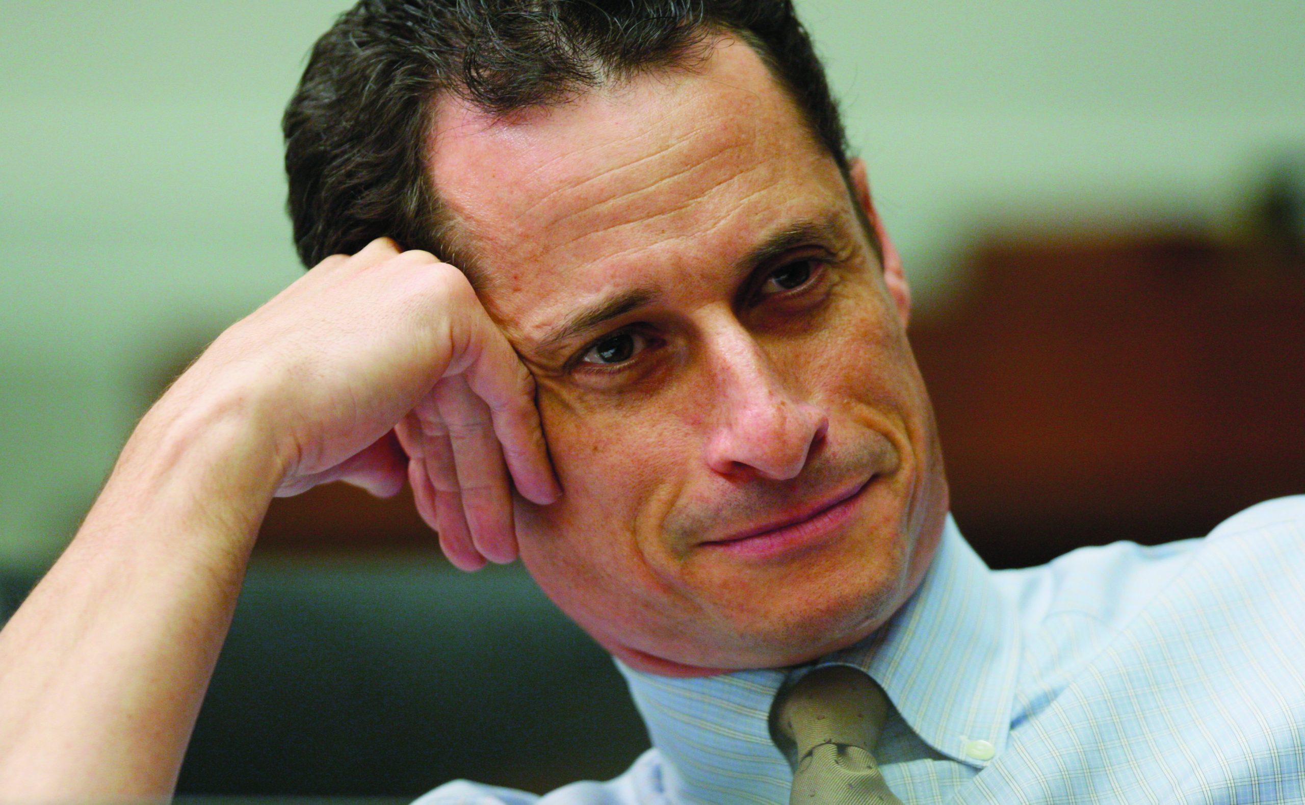 Campaign cash fuels speculation of Weiner comeback