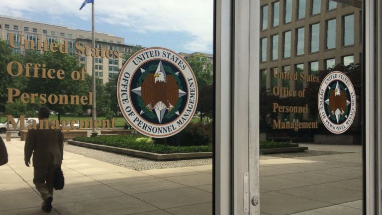 1/2 TRILLION spent on IT upgrades, but IRS, Feds still use DOS, old Windows