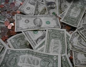 Dems Worrying Liberals With Talk of Entitlement Reform