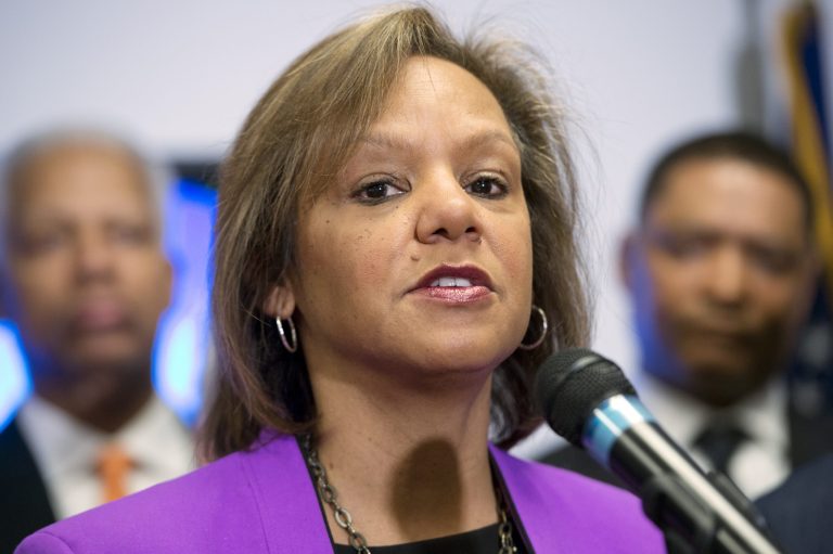 Rep. Robin Kelly's bill would raise the cap to 20 percent if the extra produce is sold or donated in 