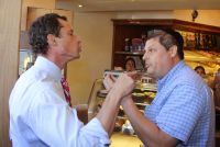 AP: NYC mayoral hopeful Anthony Weiner, bakery customer argue