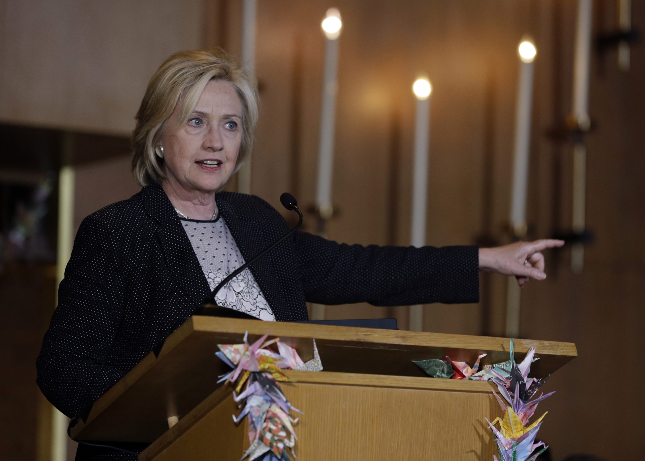 Hillary Clinton: Stop selling Confederate flags