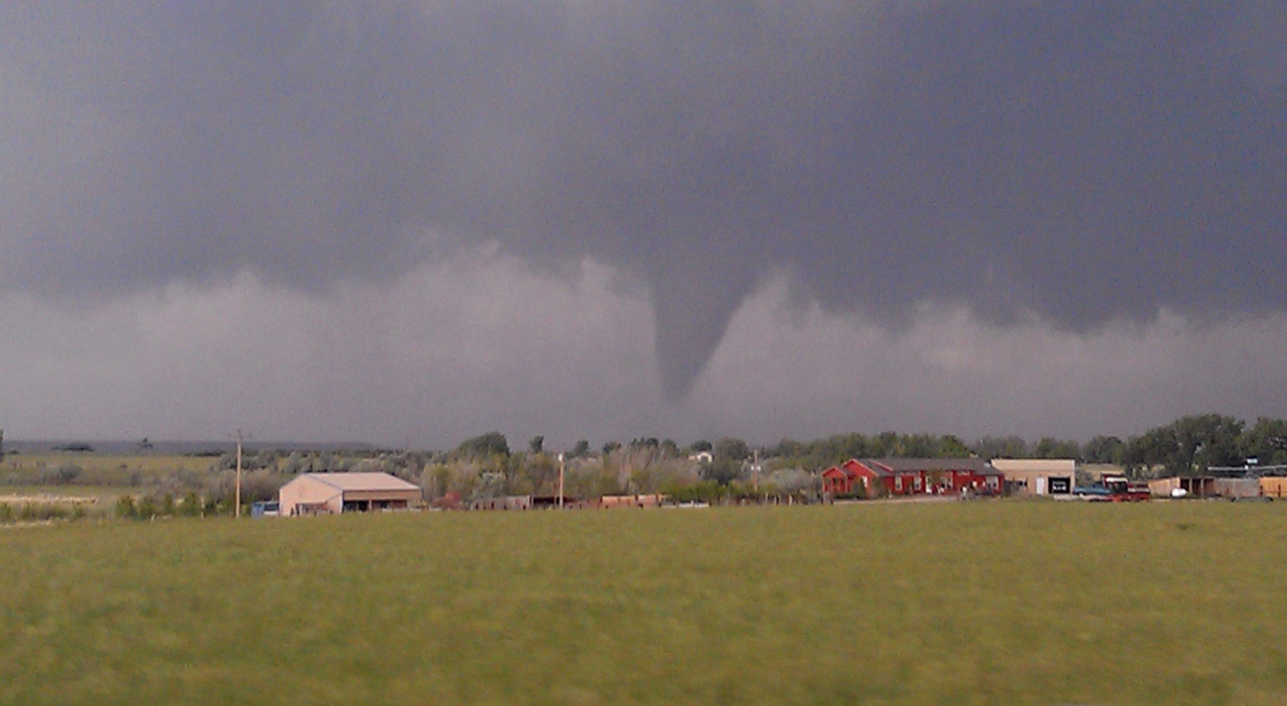 Powerful storms damage homes in Colo., Wyo.
