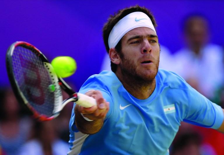Federer edges Del Potro in Olympic semifinals