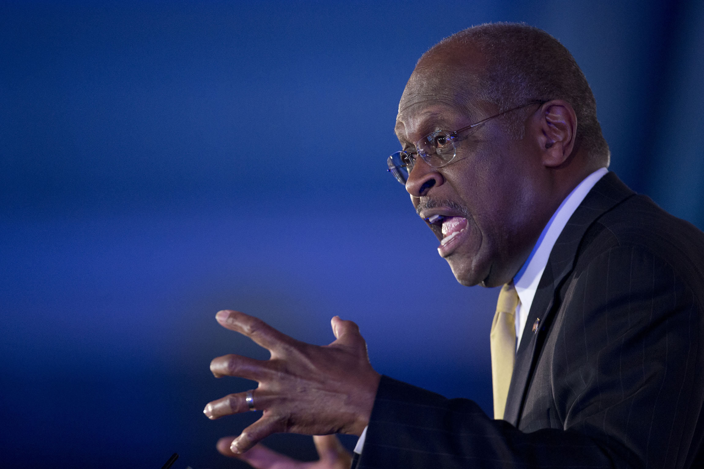 Herman Cain was a presidential outsider sensation before Trump