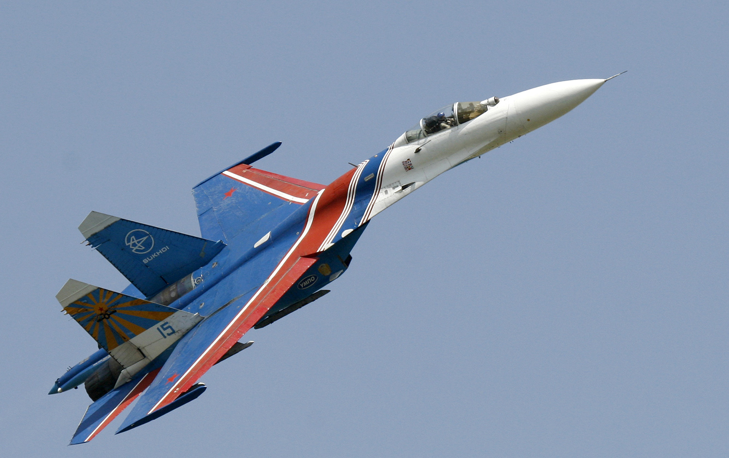 Russian air show fighter jet crashes