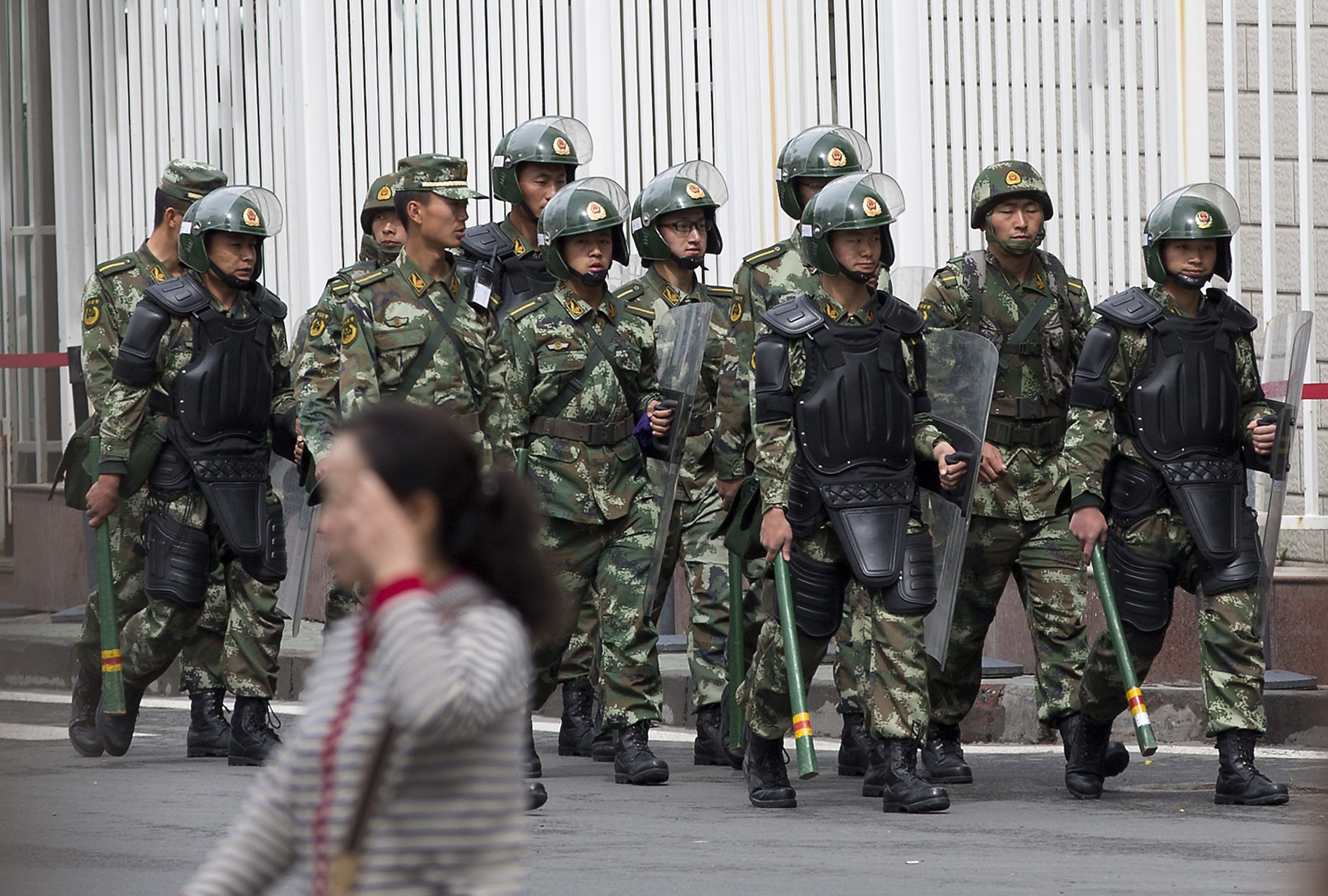 China offers leniency to suspects after bombing