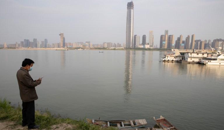 Pompeo calls for international inspections of Chinese labs that study viruses