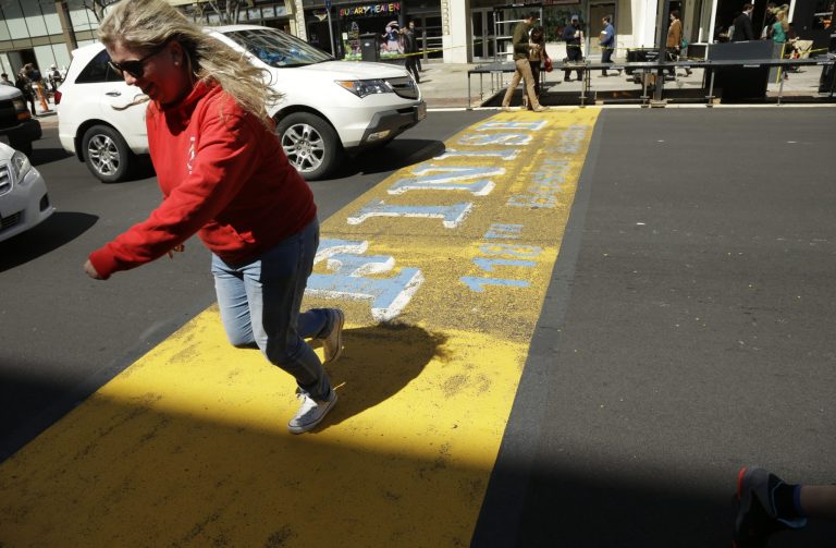 Boston prepares for huge wave of marathon visitors