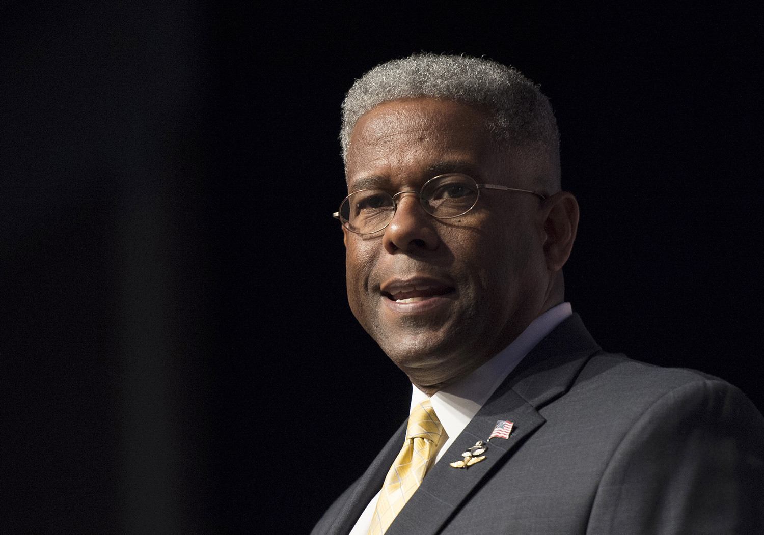 Allen West appears for Trump Tower meeting a day after posting ‘extermination’ of Muslims meme