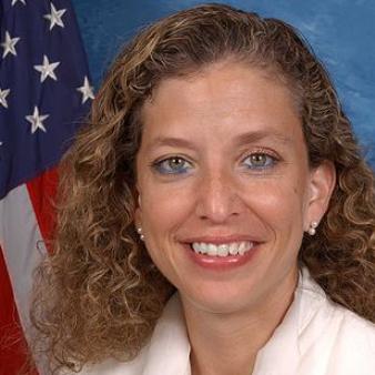 Obama Endorses Debbie Wasserman Schultz for a Second Term as DNC Chief