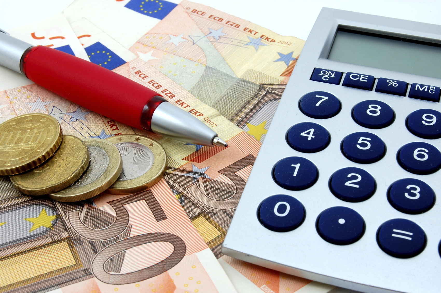 Europeans ramp up stimulus