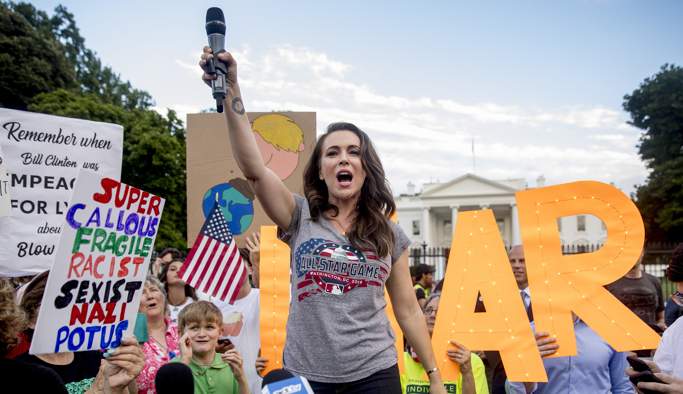 Alyssa Milano arrested at White House voting protest