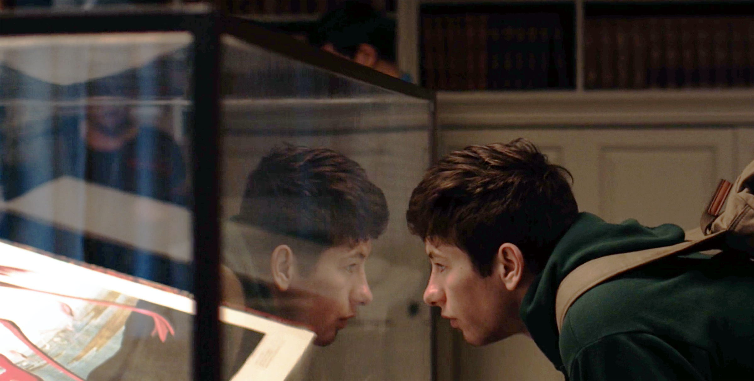 Spencer (Barry Keoghan) encounters the Audubon for the first time.