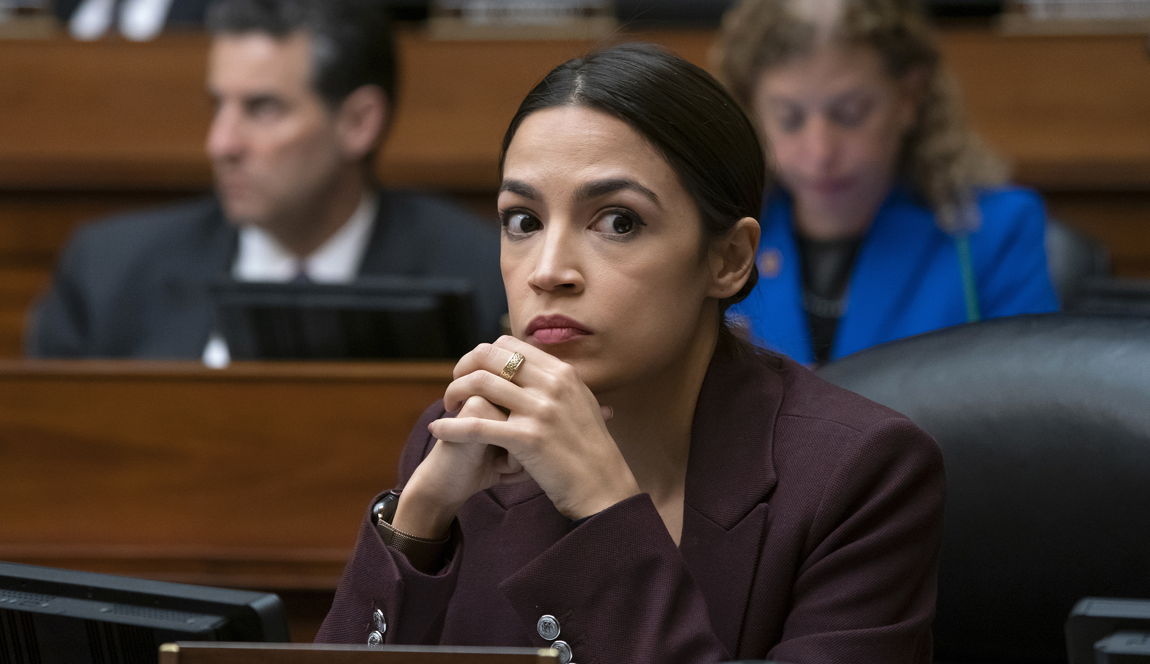Breaking: Tucker Ocasio-Cortez previews the Mueller report